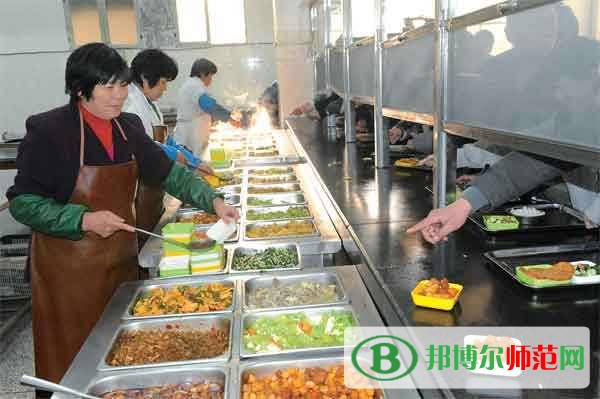鶴崗師范高等?？茖W(xué)校食堂