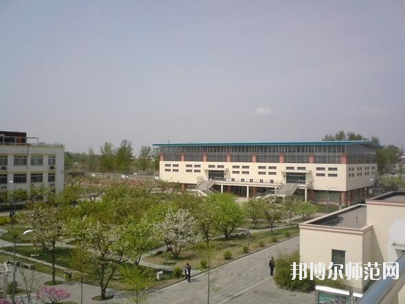 中華女子師范學(xué)院北校區(qū)招生辦聯(lián)系電話(huà)