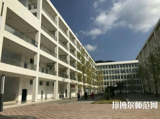成都信息技術幼兒師范學校網(wǎng)站網(wǎng)址