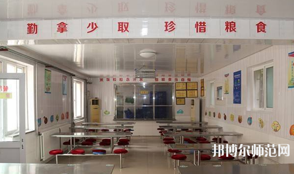 南充數(shù)控工程幼兒師范學(xué)校2020年報(bào)名條件、招生要求、招生對(duì)象 