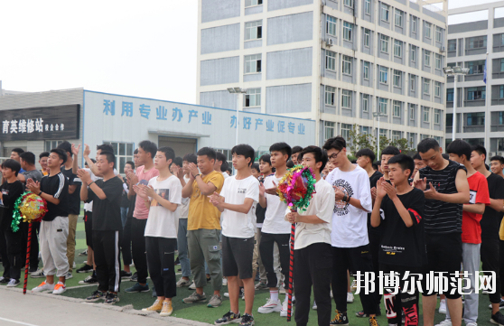 安康育英幼兒師范中等職業(yè)學(xué)校怎么樣、好不好<em></em><em></em>	