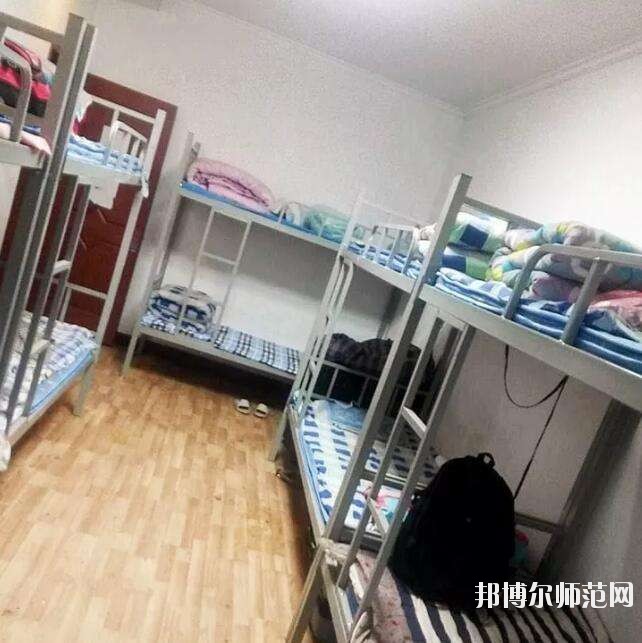 石家莊法商幼兒師范中等專(zhuān)業(yè)學(xué)校2020年宿舍條件 