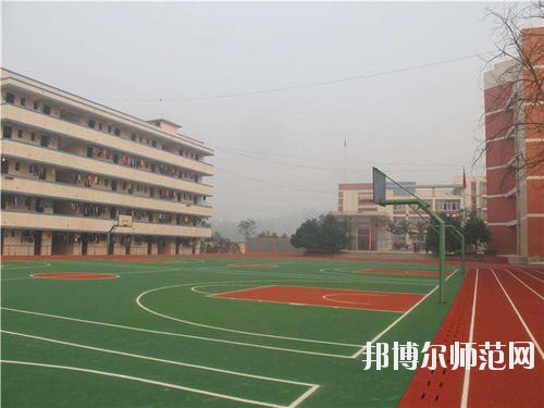 宜賓高場職業(yè)幼兒師范中學(xué)2020年報名條件、招生要求、招生對象