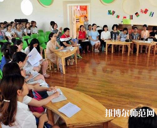 十堰2020年中專幼師學?？梢钥即髮? width=
