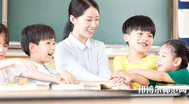金昌2020年幼師學校中專升大?？际裁? width=