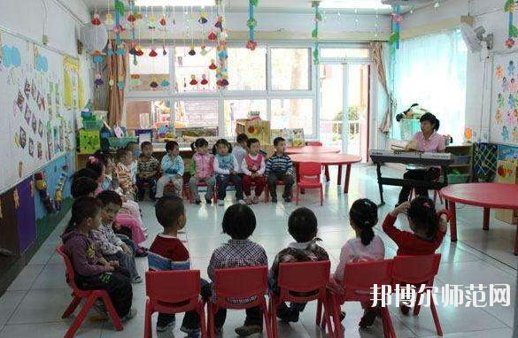 十堰2020年讀幼師學?？梢钥即髮W嗎