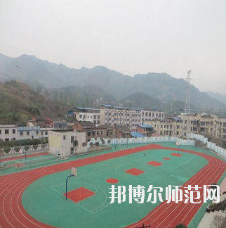 重慶統(tǒng)景幼師職業(yè)中學(xué)怎么樣、好不好