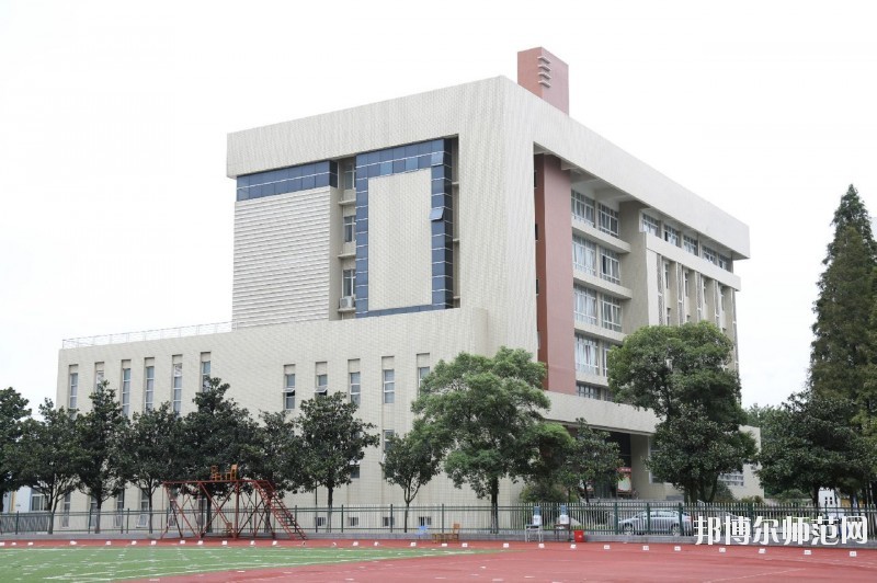 汕頭職業(yè)技術(shù)師范學(xué)院金園校區(qū)2021年報(bào)名條件、招生要求、招生對象