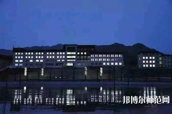 呼和浩特職業(yè)師范學(xué)院東校區(qū)2021年報(bào)名條件、招生要求、招生對象