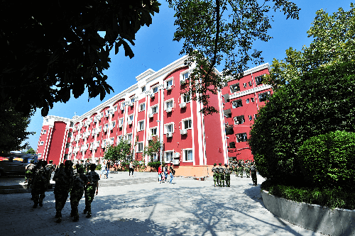 重慶幼兒師范高等專科學(xué)校沙河校區(qū)怎么樣、好不好