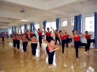 曲靖2021年中專幼師學(xué)?？梢钥即髮? /><b>曲靖2021年中專幼師學(xué)校可以考大專嗎</b><span>2021-01-27 16:02</span><p>曲靖2021年中專幼師學(xué)?？梢钥即髮?有部分初中畢業(yè)的學(xué)生由于自己的部分原因沒能選擇上高中，而是選擇在幼師學(xué)校讀書，而中專</p></a></li>
            <li><a href=