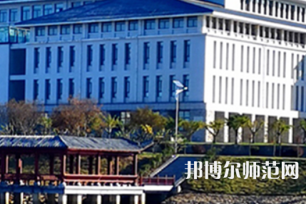 信陽職業(yè)技術(shù)師范學院2023年報名條件、招生要求、招生對象