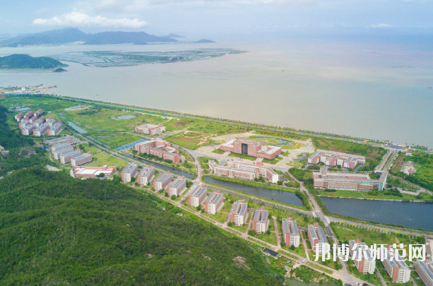 吉林大學(xué)珠海師范學(xué)院2023年報名條件、招生要求、招生對象