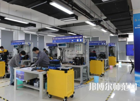 重慶輕工業(yè)幼師技工學(xué)校2023年學(xué)費(fèi)、收費(fèi)多少
