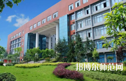 重慶科技師范學(xué)院2023年報名條件、招生要求、招生對象 