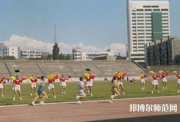 烏魯木齊職業(yè)師范大學2023年報名條件、招生要求、招生對象