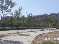 烏魯木齊職業(yè)師范大學(xué)2023年報名條件、招生要求、招生對象