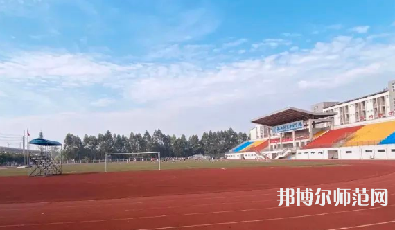 成都華夏旅游商務(wù)幼兒師范學校2023年怎么樣、好不好