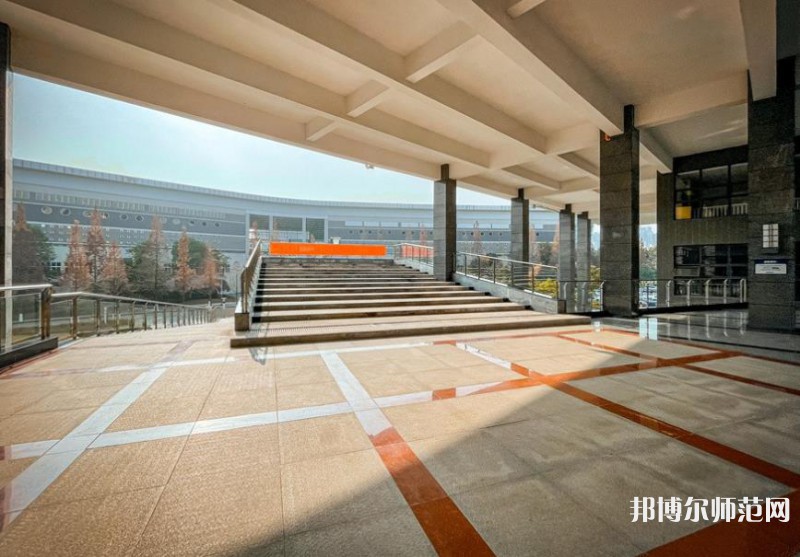 四川師范大學(xué)2023年學(xué)費(fèi)、收費(fèi)多少 