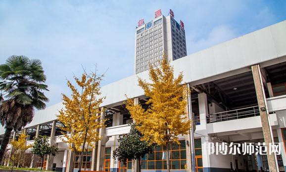西安建筑科技師范大學(xué)華清學(xué)院2023年報(bào)名條件、招生要求、招生對(duì)象
