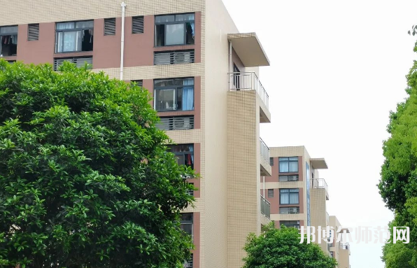 四川師范大學(xué)成都學(xué)院眉山校區(qū)2023年怎么樣、好不好