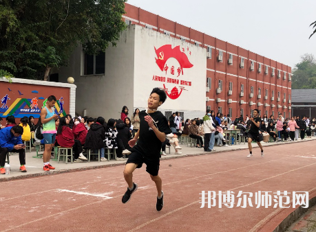 瀘州天宇幼師中等職業(yè)技術(shù)學校2021年學費、收費多少