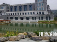 2023年黃麓師范學(xué)校報(bào)名條件、招生對(duì)象