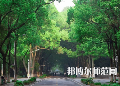 2023年華中師范大學(xué)報名條件、招生對象