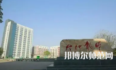 2023年四川南充師范學(xué)校報(bào)名條件、招生對(duì)象
