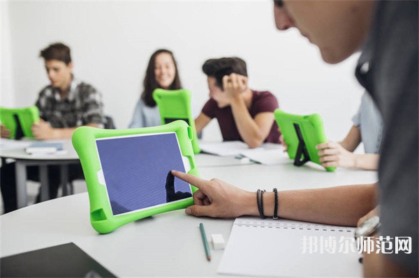 朝陽師范高等專科學(xué)校介紹、地址