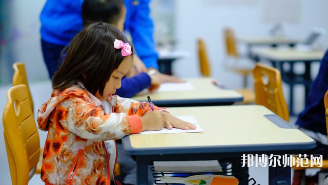 成都華盛航空港幼師職業(yè)學(xué)校介紹、地址